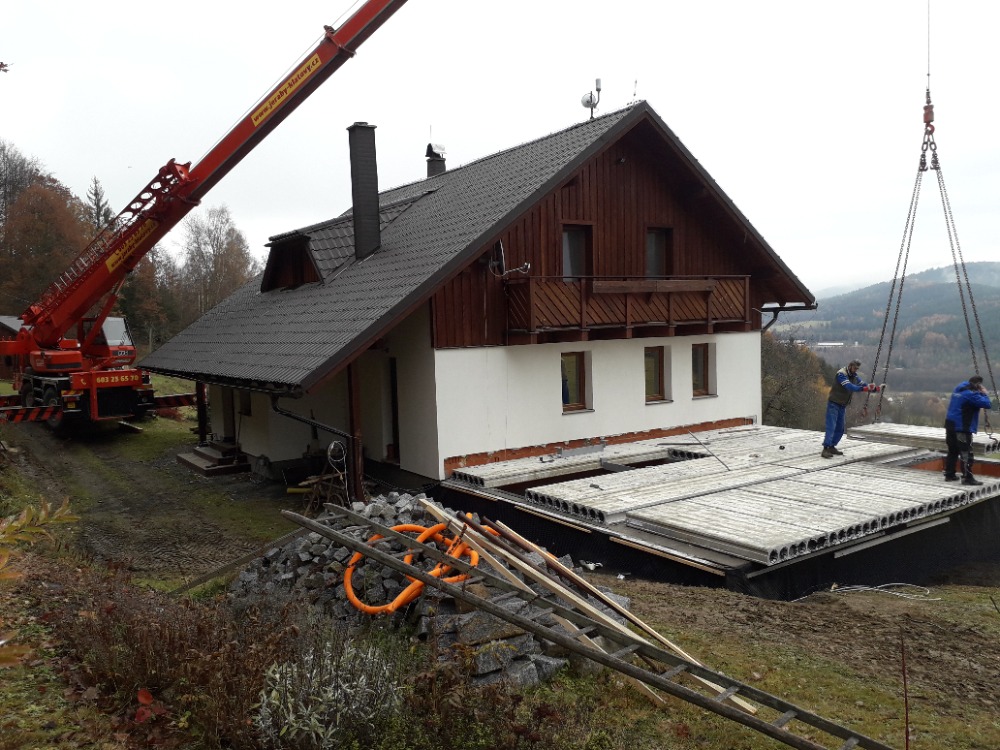 obrázek panely - montáž
